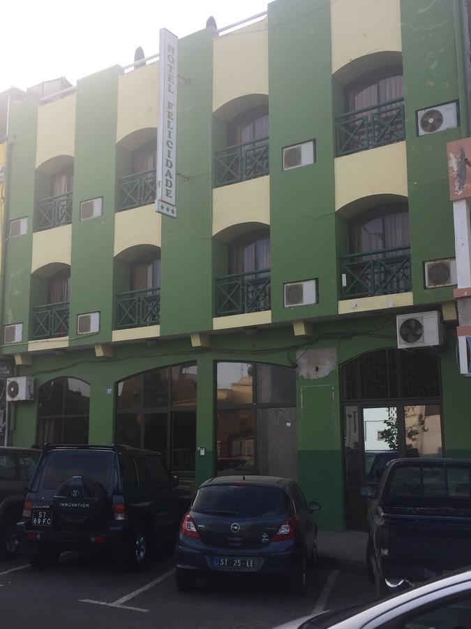 Felicidade Hotel Прайя Экстерьер фото